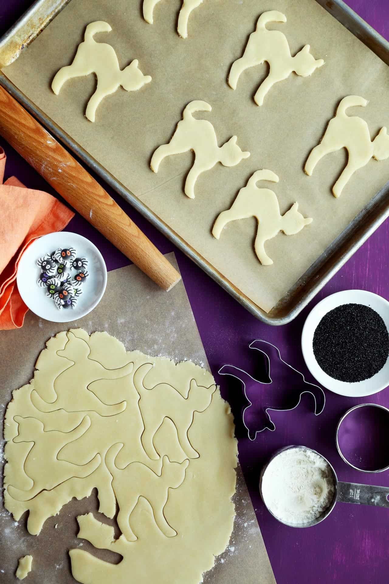 Halloween Swig Cookies - The Baker Upstairs