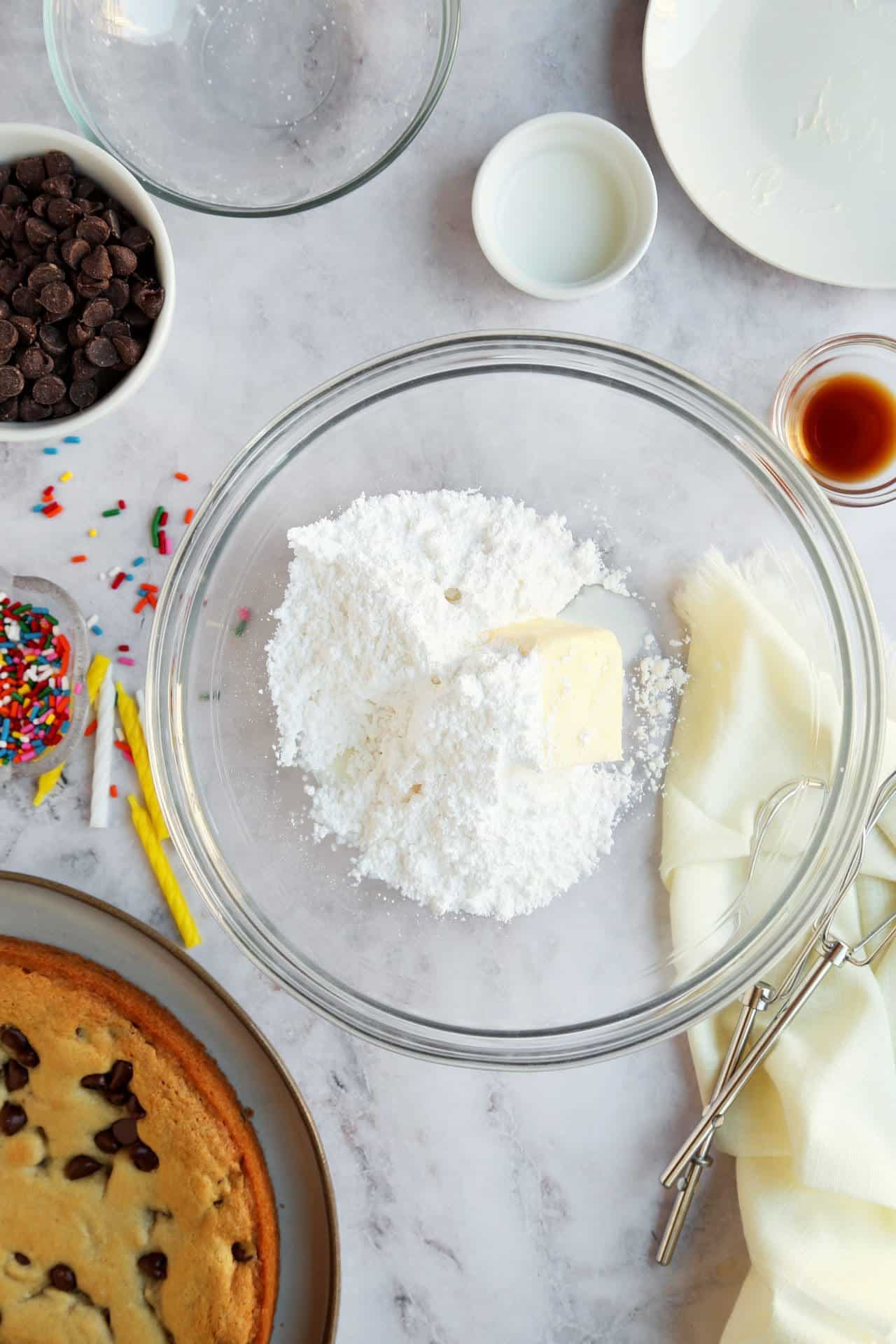 CHOCOLATE CHIP COOKIE CAKE — 600 ACRES