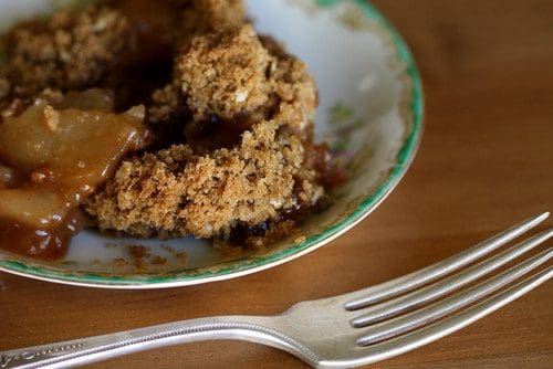 Classic Apple Crisp Recipe - Pinch of Yum