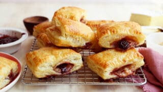 Bite-Sized Baked Brie In Puff Pastry - Joy the Baker