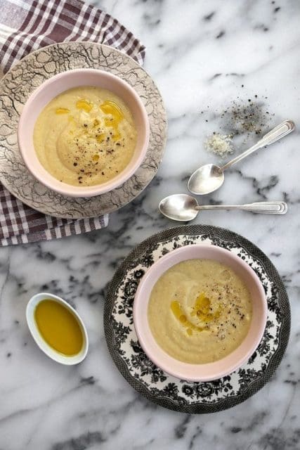 roasted-cauliflower-soup-with-cumin