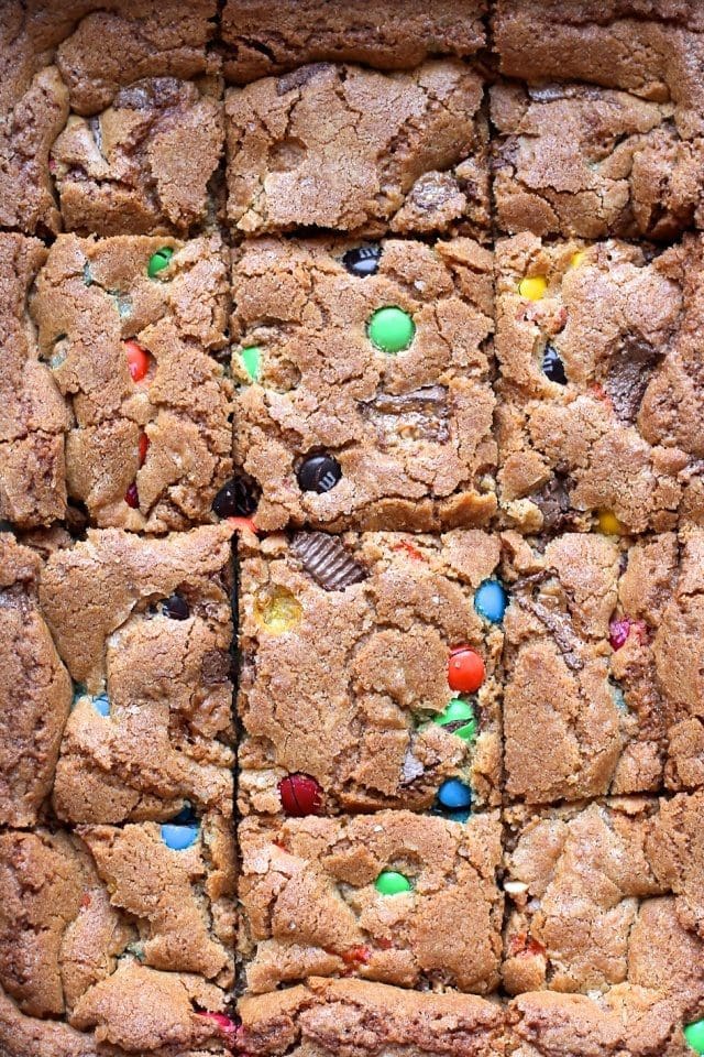 Candy Bar Cookie Bars (7)