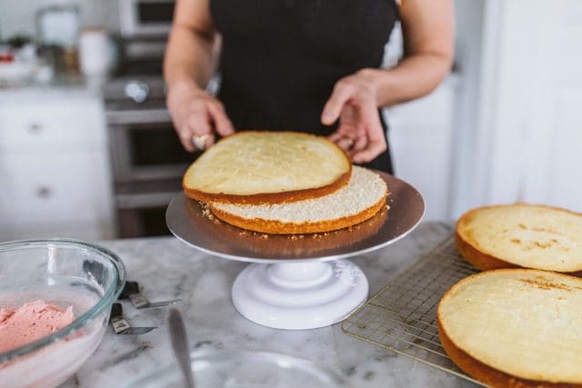 Wilton ICE CREAM SANDWICH PAN Divided Mini Cake Mold Waffle Cookie Sheet