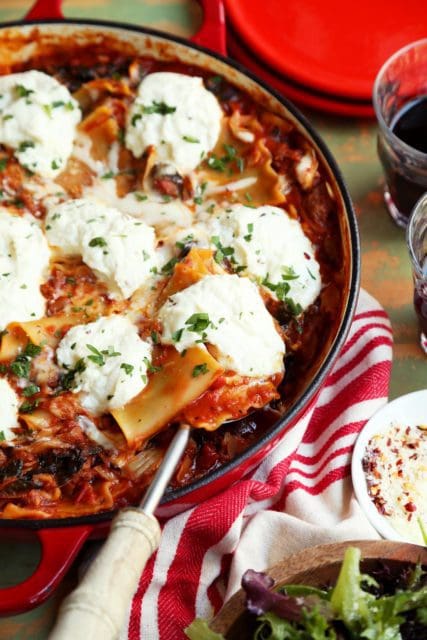 An easy lasagna with ricotta cooked in a skillet.
