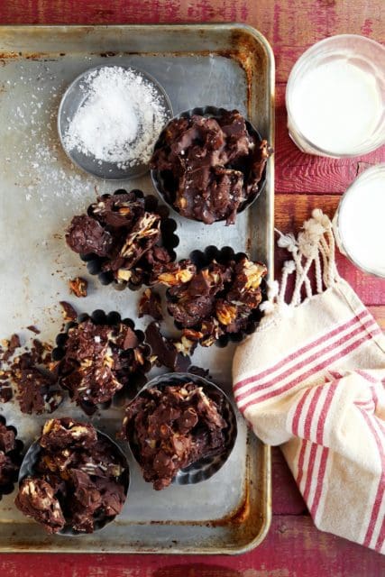 chilled chocolate bark recipe in small bowls for packaging.