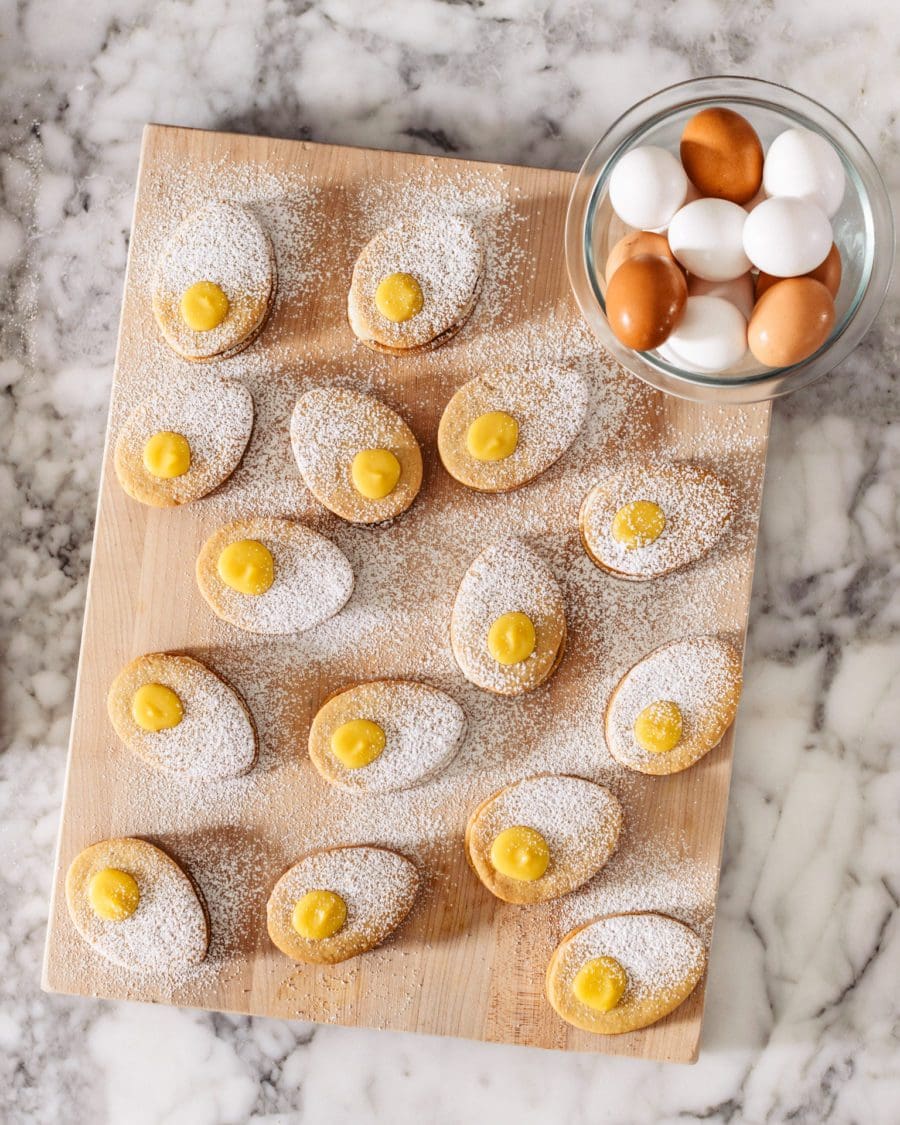 Lemon Curd Eggy Sandwich Cookies