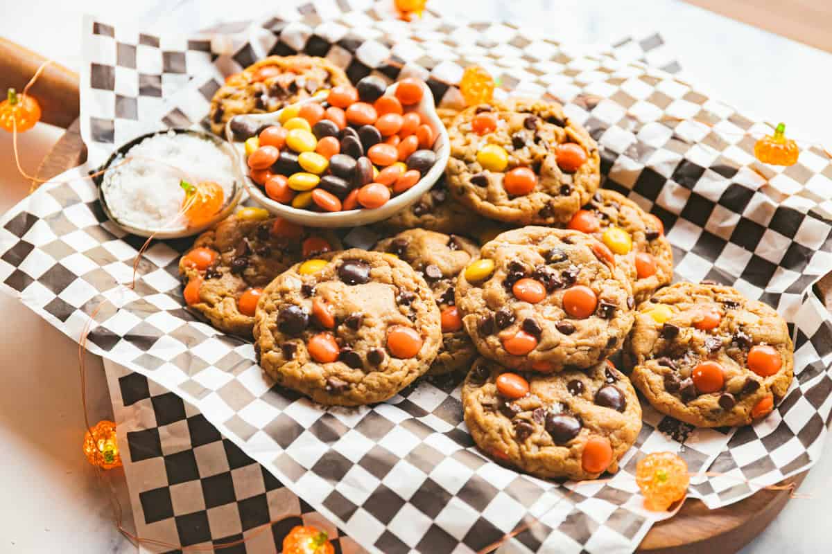 Flourless Monster Cookies: Chewy Peanut Butter Oatmeal Cookies